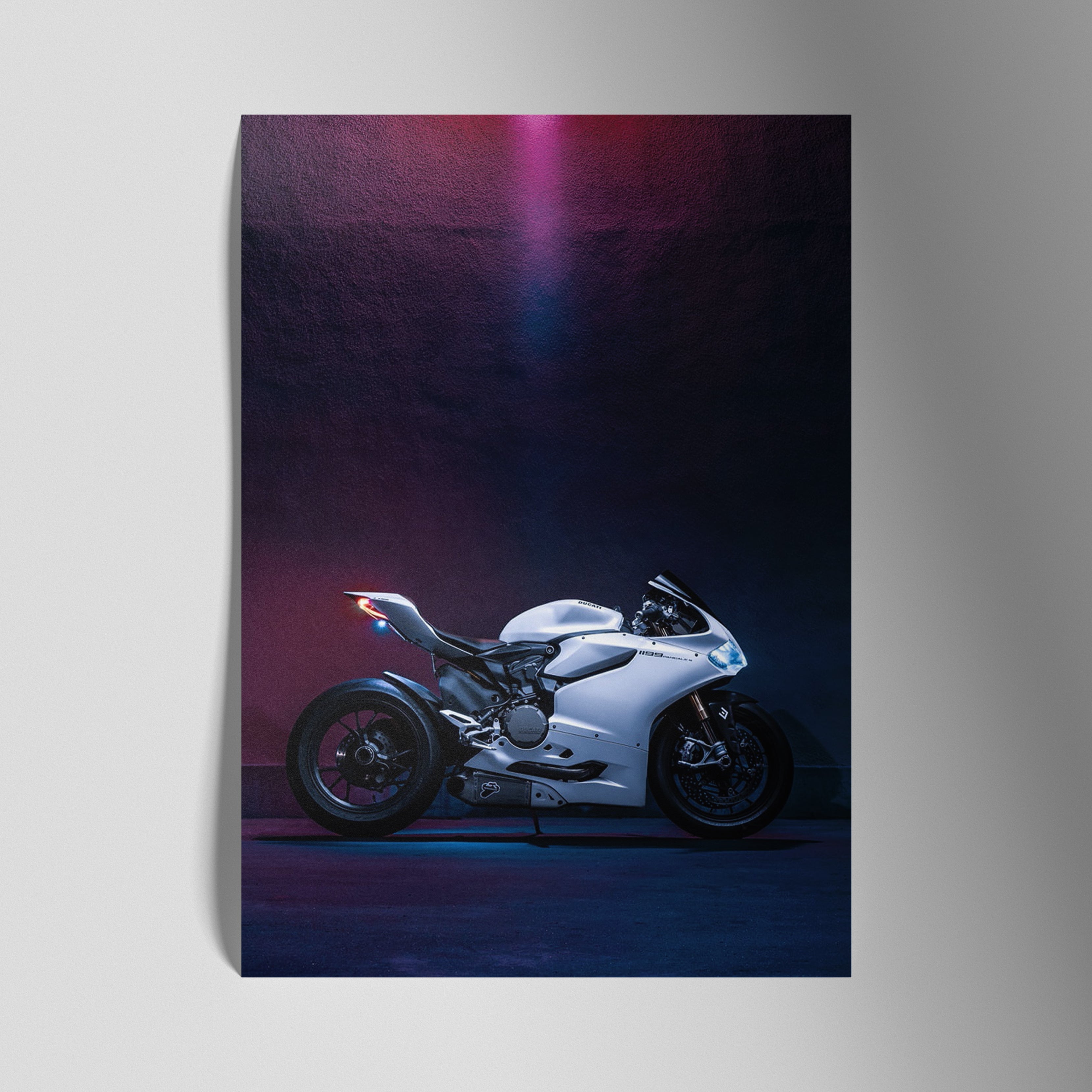 White Ducati - Tablo